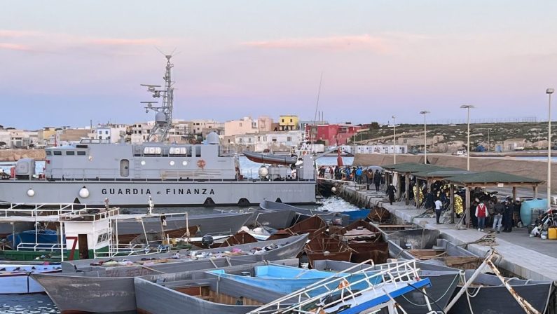 Nel 2023 sbarcati 26.927 migranti, 6.564 negli ultimi 5 giorni