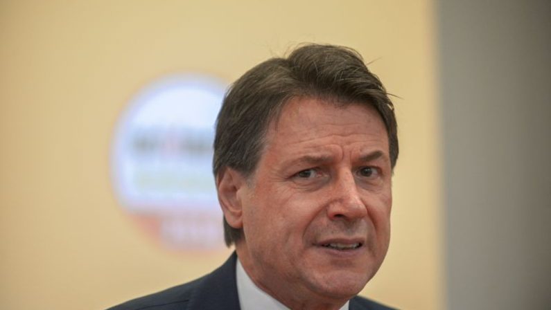 Ucraina, Conte “Governo schienato a direttive Nato”