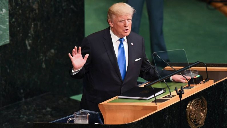 Usa, Donald Trump incriminato “E’ una persecuzione politica”
