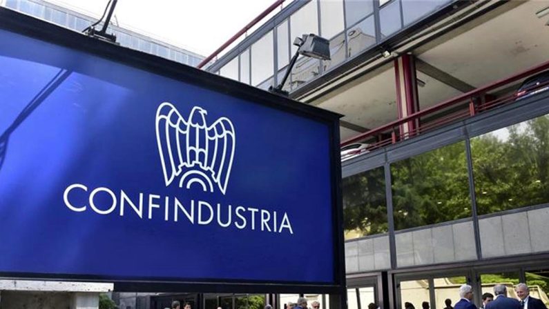 LA SELEZIONE NEGATIVA DEGLI INDUSTRIALI