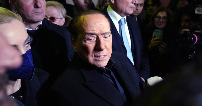 Silvio Berlusconi dimesso dall’ospedale San Raffaele