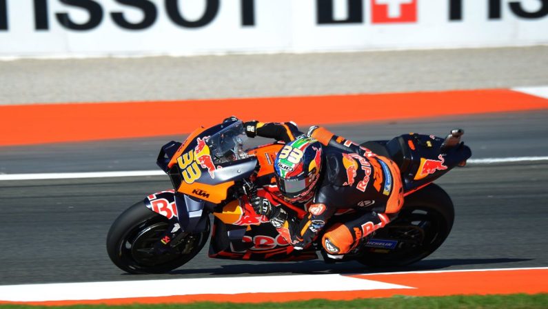 Binder vince gara sprint in Argentina su Bezzecchi e Marini