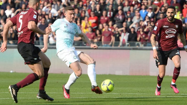 Serie A, Candreva risponde a Gosens al 90°, Salernitana-Inter 1-1