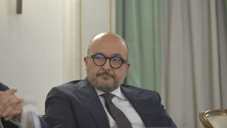 Cdm approva Ddl eco-vandali, Sangiuliano “Chi danneggia deve pagare”