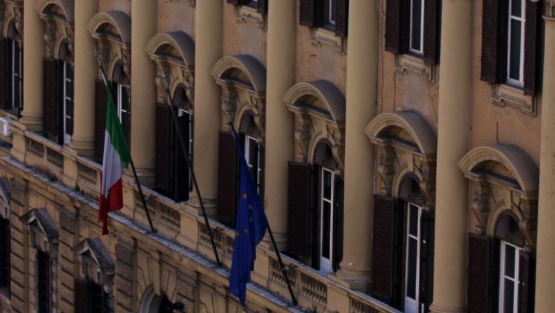Nomine, Cattaneo ad e Scaroni presidente Enel. Cingolani a Leonardo. Confermati Descalzi (Eni) e Del Fante (Poste)