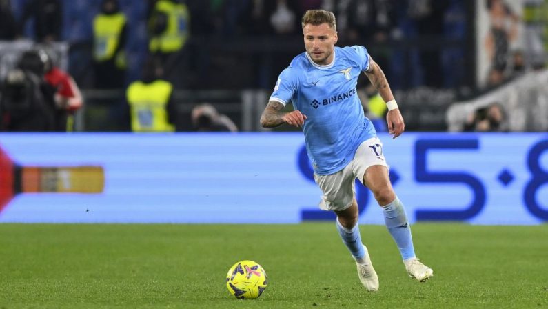 Incidente stradale per l’attaccante della Lazio Immobile, illeso