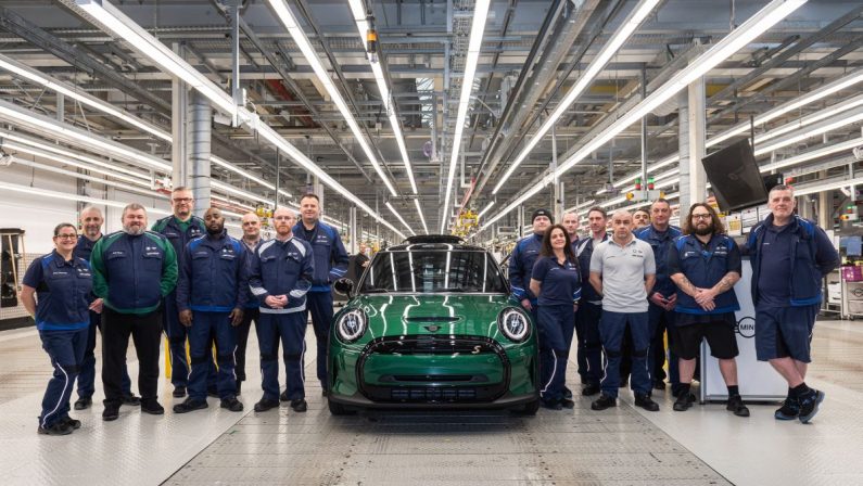 Mini 3 porte festeggia la produzione del milionesimo esemplare