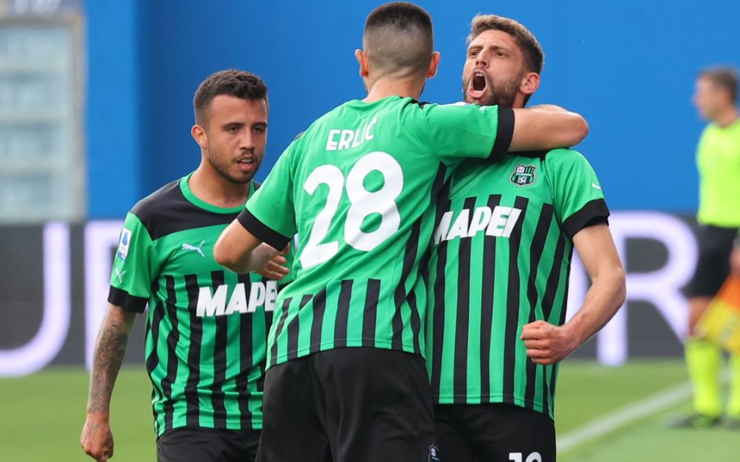 Il Sassuolo in dieci rimonta e batte 2-1 l’Empoli