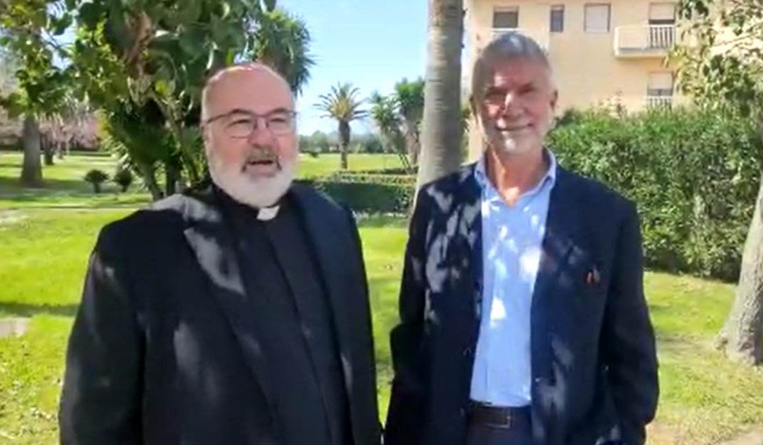 Il professor Stefano Vicari - Neuropsichiatra e il direttore CEI Ufficio Nazionale pastorale della salute Massimo Angelelli
