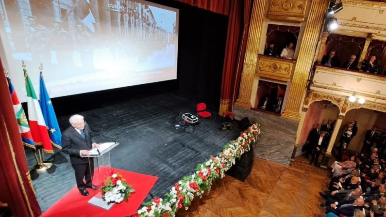 Mattarella “Il frutto del 25 aprile è la nostra Costituzione”