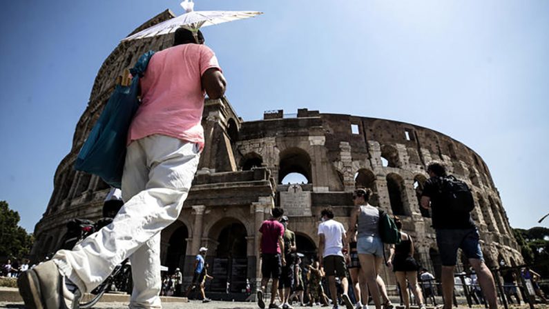 Estate 2023 da record per il turismo: 30 milioni di italiani in viaggio