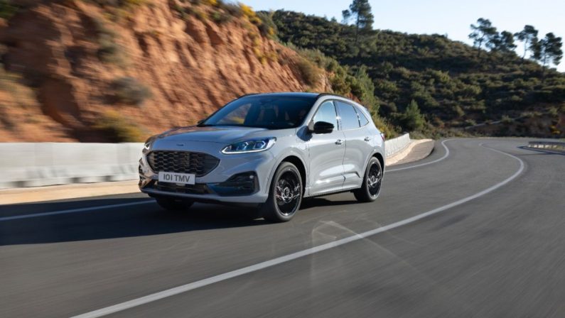 Debutta la nuova Ford Kuga Graphite Tech Edition