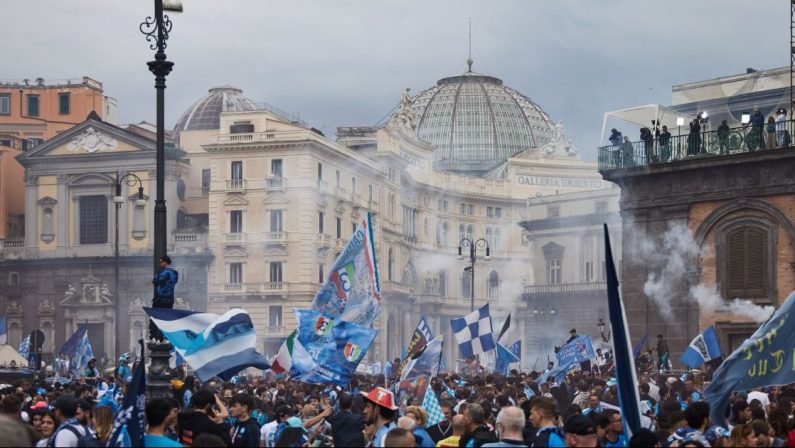 Serie A, Scudetto 2022-23 al Napoli, dopo 33 anni grande festa azzurra