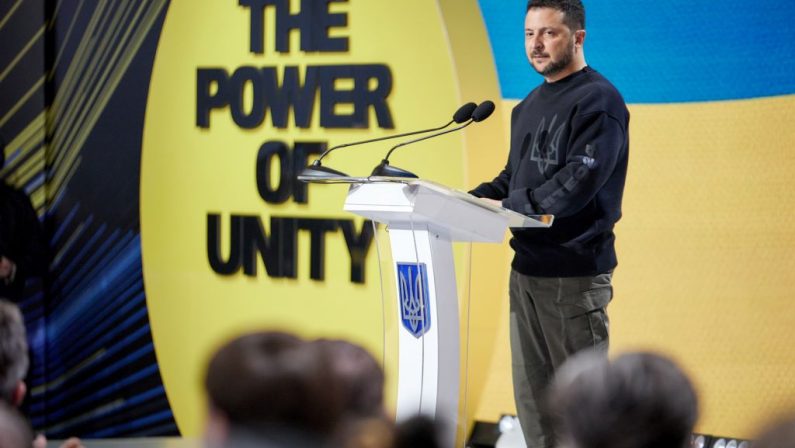 Zelensky atteso a Roma, incontrerà Papa Francesco, Mattarella e Meloni