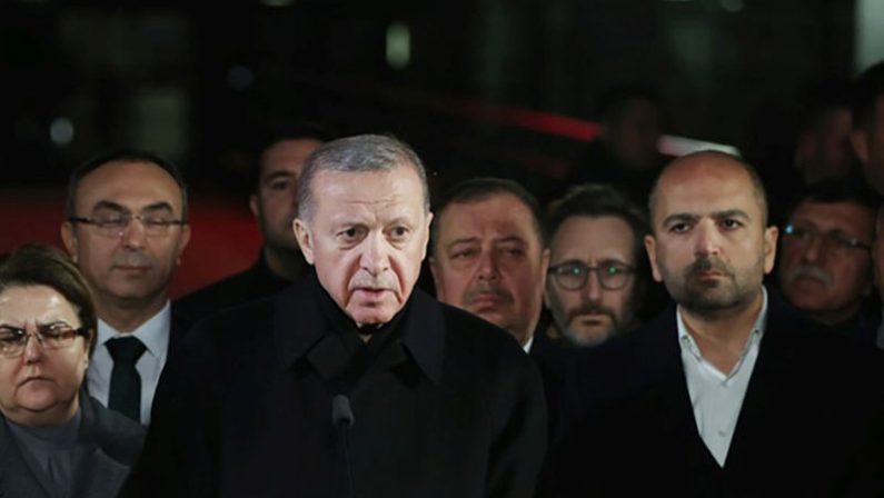 Turchia, Erdogan in testa ma si andrà al ballottaggio