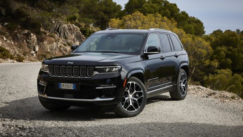 Nuova Jeep Grand Cherokee, più prestazioni e funzionalità