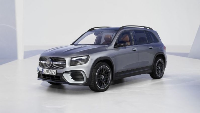 Nuova generazione per Mercedes-Benz GLB