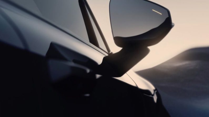 Volvo EX30 innalza il livello standard di sicurezza in città
