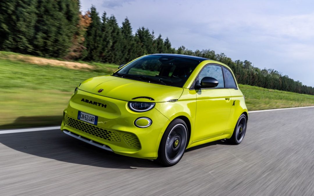 Abarth 500e, 155 cavalli di puro divertimento elettrico
