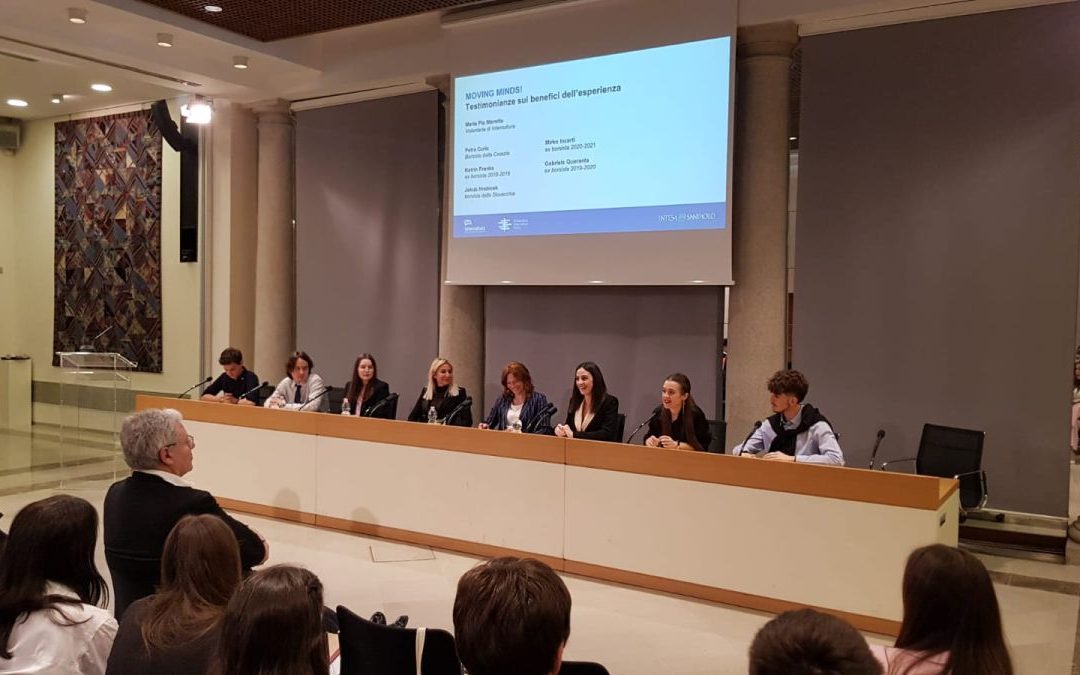 Con Intesa Sanpaolo 19 ragazzi delle superiori studieranno all’estero