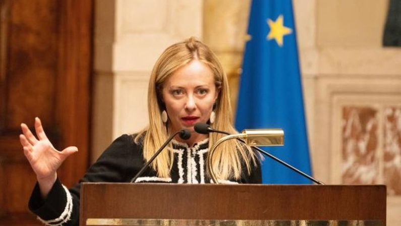 Meloni “Italia a testa alta, ora avanti con le riforme”