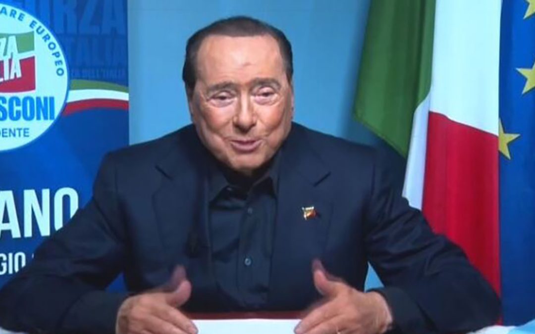 Silvio Berlusconi durante il suo intervento in video