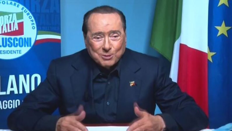 Silvio rimette Forza Italia al centro della coalizione