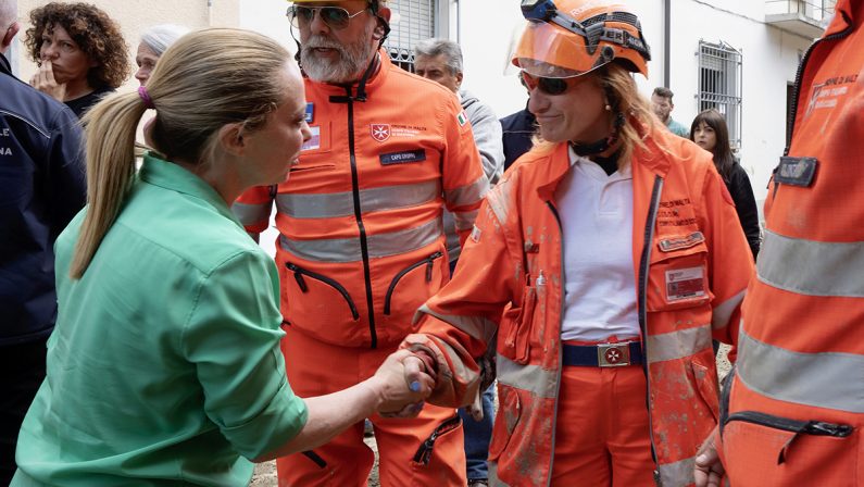 CAMPANA A MORTO PER L'AUTONOMIA DI CALDEROLI