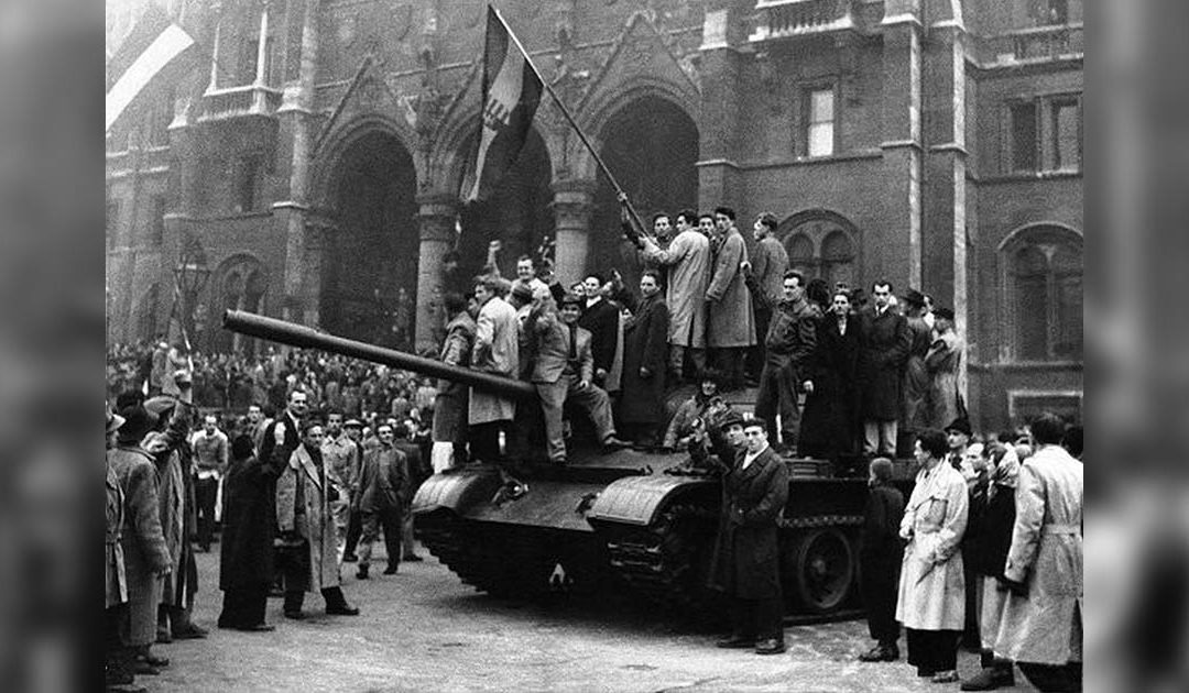 Un'immagine d'epoca della rivolta in Ungheria