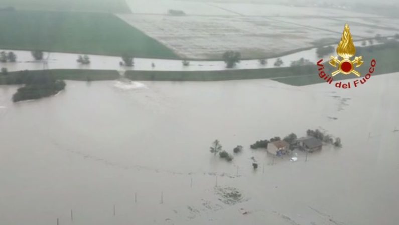 Due morti in Emilia Romagna per il maltempo. Allagamenti e abitazioni evacuate