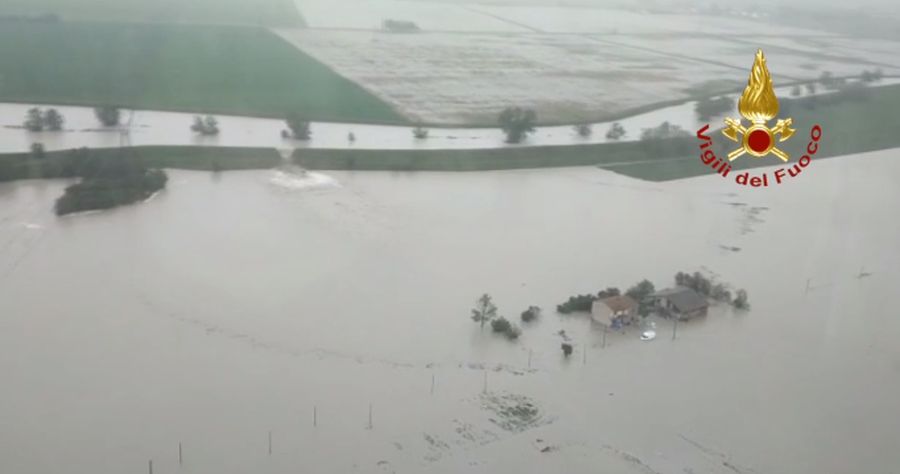 Due morti in Emilia Romagna per il maltempo. Allagamenti e abitazioni evacuate