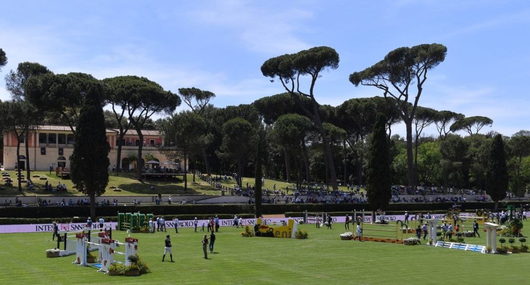 Piazza di Siena, Italia seconda nella Coppa delle Nazioni