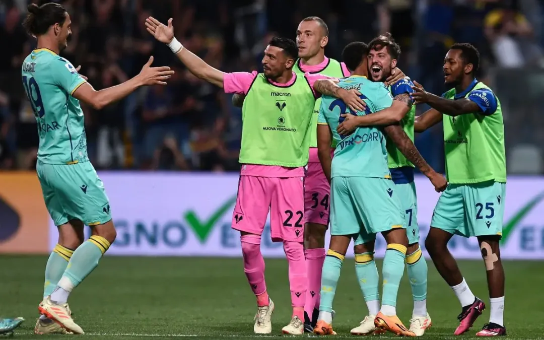 Verona batte Spezia 3-1 e rimane in A, liguri retrocedono