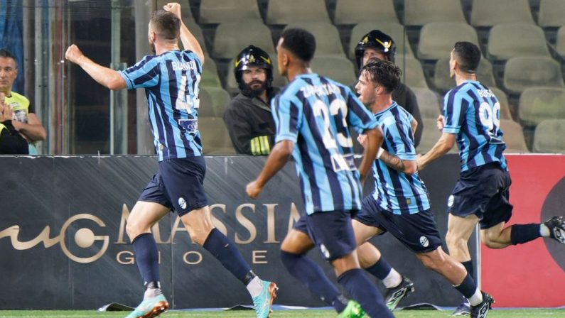 Lega Pro, il Foggia cade nella finale play-off, il Lecco promosso in B
