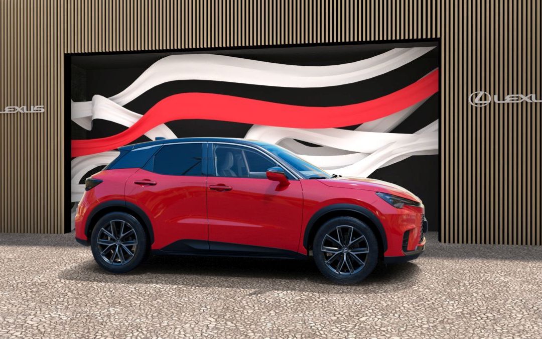 Lexus presenta in anteprima a Milano il nuovo LBX