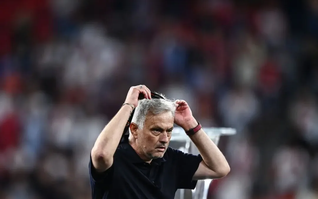 Stangata Uefa per Mourinho, 4 turni per insulti a Taylor
