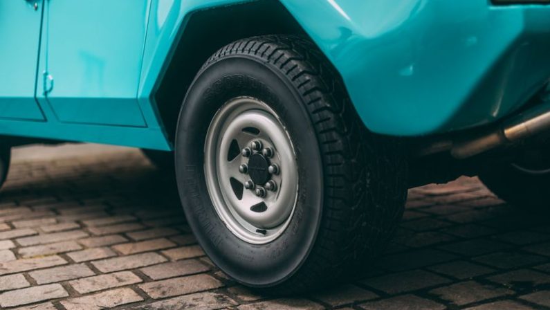 Torna Pirelli Scorpion BK, il pneumatico “con le orecchie”