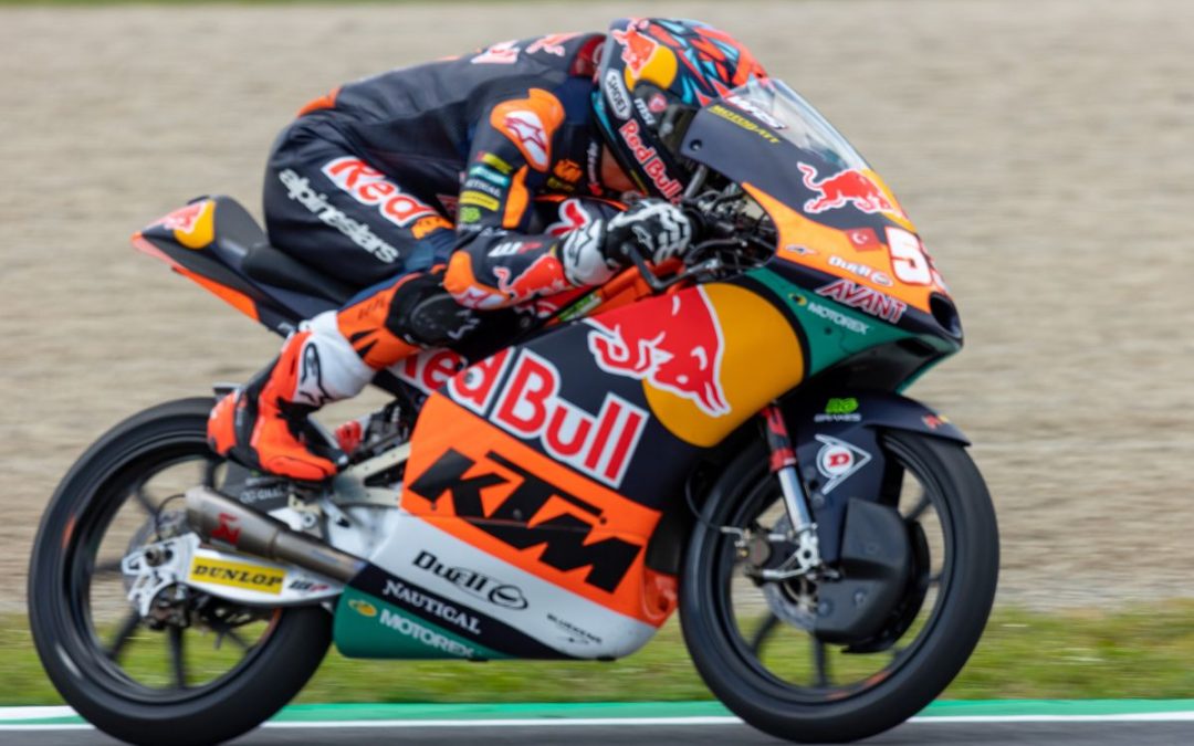 Moto3, in Germania vince Oncu davanti a Sasaki