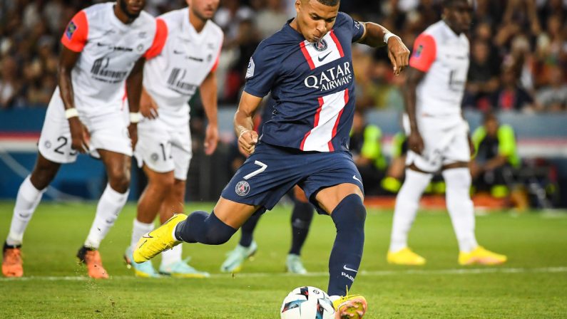 Mbappè “Niente Real, resto un altro anno al Psg”