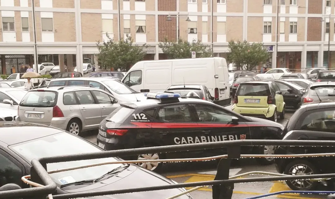 Auto parcheggiate in Piazza Don Bosco a Potenza