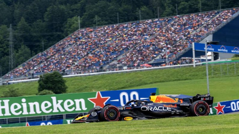 Formula 1 2023, Verstappen vince Sprint Race in Austria, Sainz terzo