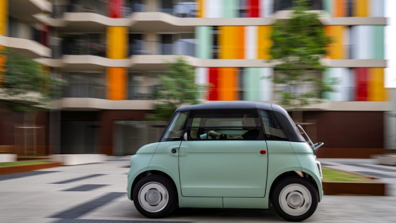 Nuova Fiat Topolino “elettrizza” la mobilità urbana