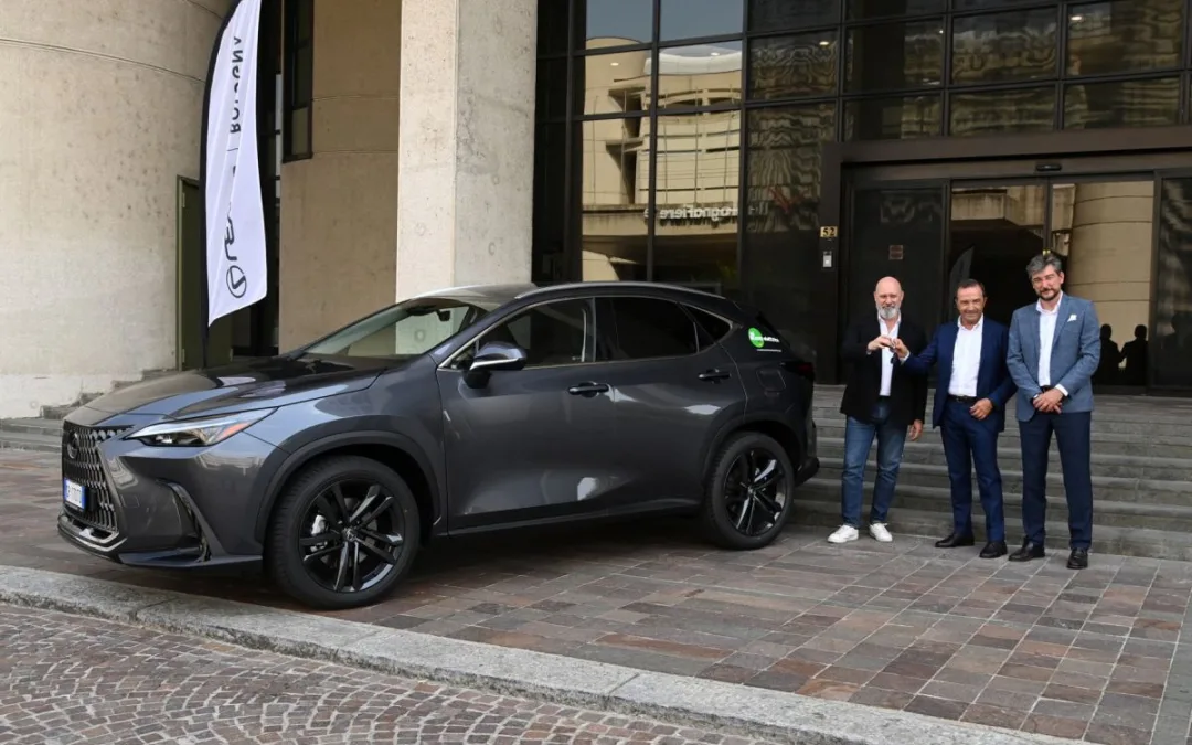 Una Lexus NX450h+ Plug-in Hybrid per la Regione Emilia Romagna