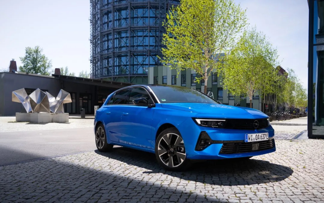 Con la nuova Opel Astra piacere di guida e sostenibilità