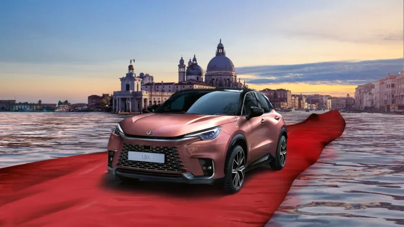 Lexus è l’auto ufficiale della Mostra del Cinema di Venezia