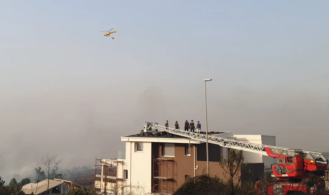 Allarme incendi in Calabria, una vittima nel Reggino