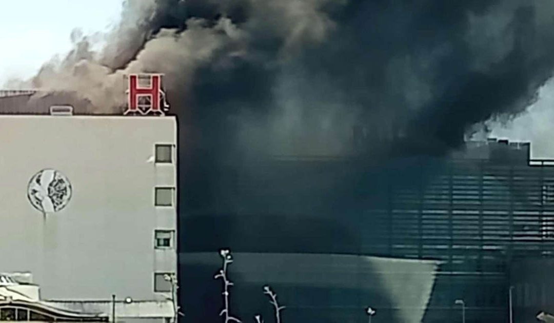 Il denso fumo nero all'ospedale &amp;amp;quot;Miulli&amp;amp;quot;