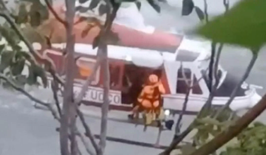 Attimi di paura a Scalea, turiste bloccate su uno scoglio salvate grazie ad un elicottero
