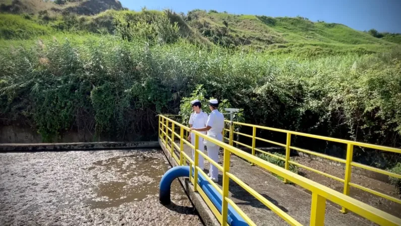 Mare sporco, la procura di Vibo apre un'inchiesta per reato ambientale