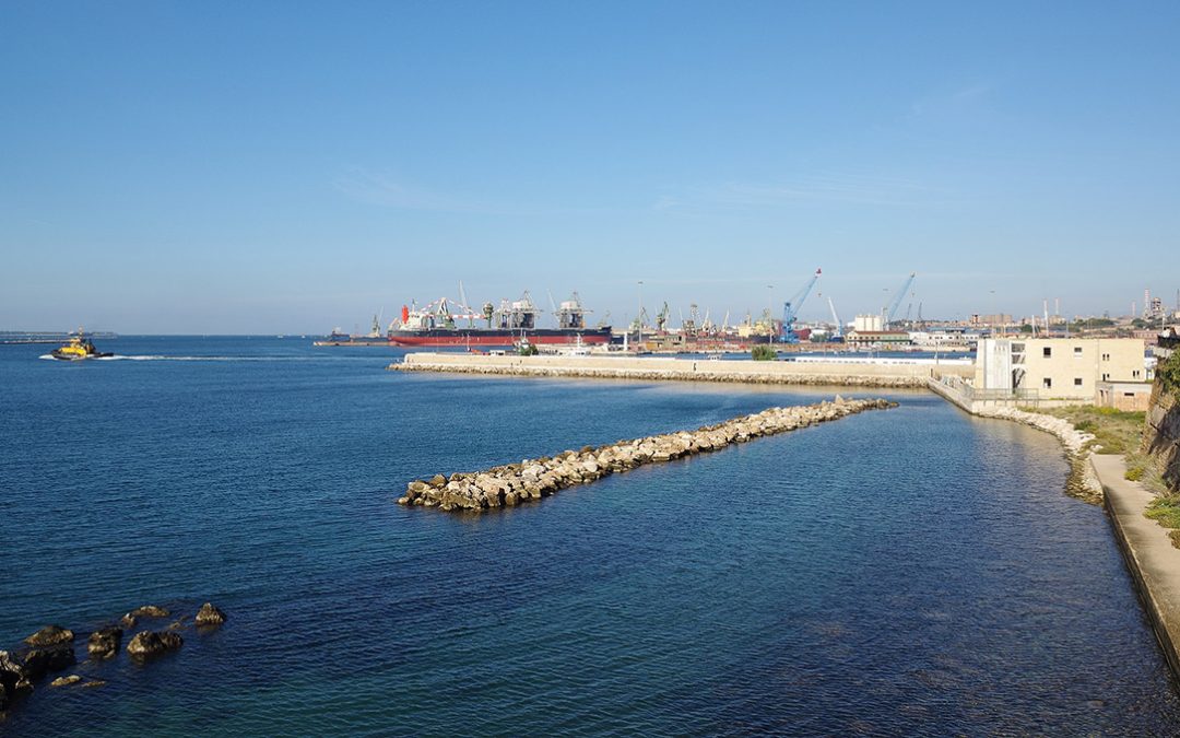 Il porto di Taranto